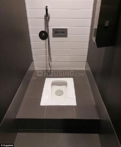 Bathroom Image of 3350 Sq.ft 5 BHK Apartment / Flat for sale in Versova Manish, Andheri West Mumbai for Rs. 145000000