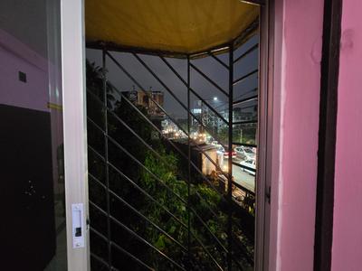 Balcony Image of 700 Sq.ft 2 BHK Apartment / Flat for sale in New Alipore Kolkata for Rs. 4500000