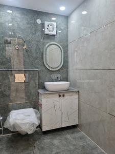 Common Bathroom Image of 2159 Sq.ft 4 BHK Apartment / Flat for sale in Ashwaryam Apartments, Sector 4 Dwarka New Delhi for Rs. 42100000