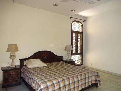 Bedroom Image of 4500 Sq.ft 12 BHK Independent House for sale in New Friends Colony New Delhi for Rs. 500000000