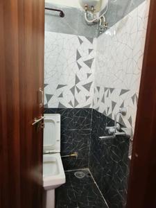 Common Bathroom Image of 470 Sq.ft 1 RK Apartment / Flat for rent in Kondapur Hyderabad for Rs. 17000