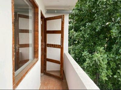 Balcony Image of 1000 Sq.ft 2 BHK Independent House for rent in Lajpat Nagar New Delhi for Rs. 30000