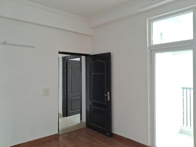 Bedroom Image of 1324 Sq.ft 3 BHK Apartment / Flat for sale in Amrapali Platinum, Sector 119 Noida for Rs. 12300000