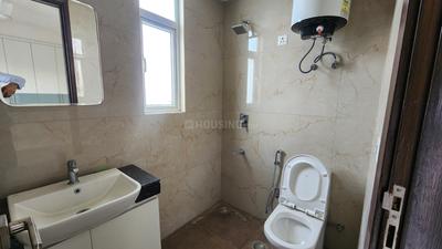 Bathroom Image of 1503 Sq.ft 3.5 BHK Apartment / Flat for rent in Manesar Gurgaon for Rs. 32500