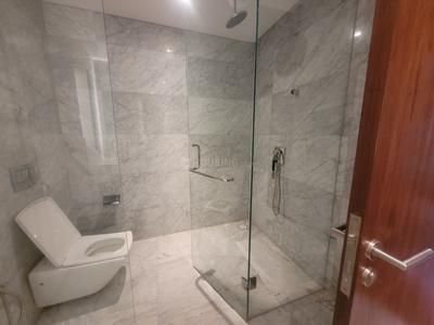 Bathroom Image of 4924 Sq.ft 4 BHK Villa for rent in Embassy Grove, Rustam Bagh Layout Bengaluru for Rs. 365000