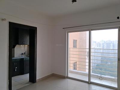 Living Room Image of 925 Sq.ft 2 BHK Apartment / Flat for sale in Paras Tierea, Sector 137 Noida for Rs. 8000000