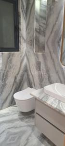 Bathroom Image of 3000 Sq.ft 3 BHK Builder Floor for sale in Defence Colony New Delhi for Rs. 94000000