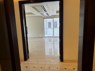 Bedroom Image of 4000 Sq.ft 4 BHK Builder Floor for sale in Vasant Vihar New Delhi for Rs. 160000000