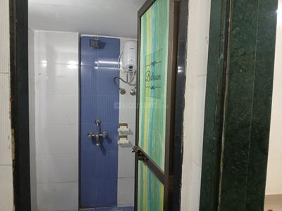 Bathroom Image of 520 Sq.ft 1 BHK Apartment / Flat for rent in Agripada Mumbai for Rs. 45000
