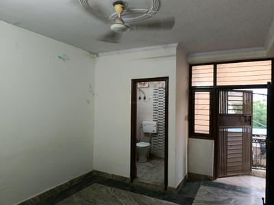 Bedroom Image of 1050 Sq.ft 3 BHK Builder Floor for sale in Fatehpur Beri New Delhi for Rs. 4500000