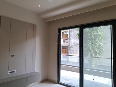 Bedroom Image of 1800 Sq.ft 3 BHK Builder Floor for sale in Paschim Vihar New Delhi for Rs. 40000000