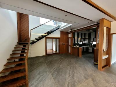 Hall Image of 4500 Sq.ft 4 BHK Independent House for sale in Thevakkal Kochi for Rs. 35000000