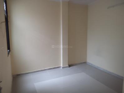 Bedroom Image of 1000 Sq.ft 3 BHK Builder Floor for rent in Preet Vihar New Delhi for Rs. 19000