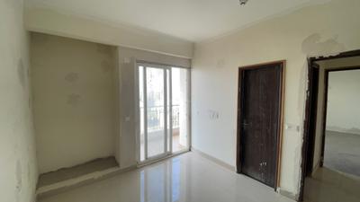 Bedroom Image of 1200 Sq.ft 3 BHK Apartment / Flat for rent in Amrapali Crystal Homes Phase 1, Sector 76 Noida for Rs. 36000