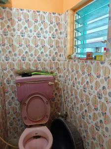 Bathroom Image of 640 Sq.ft 2 BHK Builder Floor for sale in Mukundapur Kolkata for Rs. 2400000