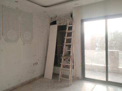 Bedroom Image of 1440 Sq.ft 3 BHK Builder Floor for sale in Mukherjee Nagar New Delhi for Rs. 22600000