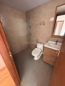 Bathroom Image of 1704 Sq.ft 3 BHK Apartment / Flat for sale in Tulip Yellow, Sector 69 Gurgaon for Rs. 22900000