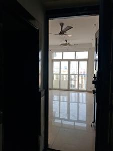 Main Entrance Image of 1775 Sq.ft 3 BHK Apartment / Flat for sale in Amrapali Platinum, Sector 119 Noida for Rs. 15500000
