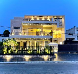 6 BHK Independent House