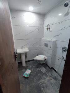 Bathroom Image of 750 Sq.ft 2 BHK Builder Floor for sale in Pitampura New Delhi for Rs. 7000000