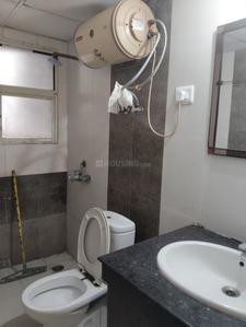 Bathroom Image of 1080 Sq.ft 2.5 BHK Apartment / Flat for sale in IITL Nimbus The Hyde Park Noida Tower Y Q R, Sector 78 Noida for Rs. 12000000