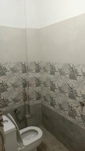 Bathroom Image of 1310 Sq.ft 3 BHK Independent House for rent in Mahanagar Lucknow for Rs. 12000