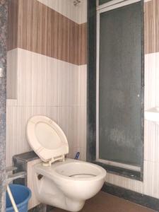 Common Bathroom Image of 549 Sq.ft 1 BHK Apartment / Flat for rent in Keytech Ashok Smruti, Kasarvadavali Thane for Rs. 18000