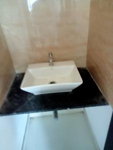 Bathroom Image of 980 Sq.ft 2 BHK Apartment / Flat for rent in Hari Sanskruti II, Ghatkopar Nashik for Rs. 11500