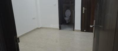 Bedroom Image of 1000 Sq.ft 3 BHK Builder Floor for sale in Vikaspuri New Delhi for Rs. 14000000