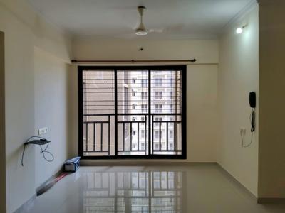 Living Room Image of 910 Sq.ft 2 BHK Apartment / Flat for rent in Kasarvadavali Thane for Rs. 26500