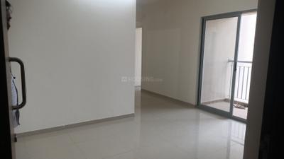 Living Room Image of 900 Sq.ft 2 BHK Apartment / Flat for rent in Mahindra Happinest Tathawade, Tathawade Pune for Rs. 25000