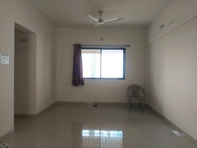 Living Room Image of 900 Sq.ft 2 BHK Apartment / Flat for sale in Magarpatta Annex, Magarpatta City Pune for Rs. 12000000