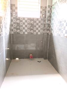 Common Bathroom Image of 730 Sq.ft 2 BHK Apartment / Flat for sale in Andul Howrah for Rs. 2190000