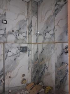 Common Bathroom Image of 1350 Sq.ft 3 BHK Apartment / Flat for sale in Sector 73 Noida for Rs. 4900000