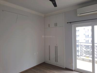 Bedroom Image of 1650 Sq.ft 3 BHK Apartment / Flat for sale in Central Park Aqua Front Towers, Sector 32 Sohna for Rs. 24000000