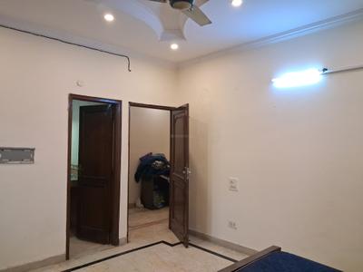 Bedroom Image of 1800 Sq.ft 3 BHK Builder Floor for rent in Kirti Nagar New Delhi for Rs. 57000