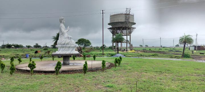 Extraan Orchid Park Main Image 1