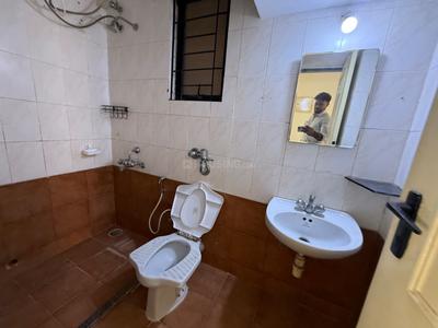 Image of 1000 Sq.ft 2 BHK Apartment / Flat for rent in Hiranandani Estate, Hiranandani Estate, Thane for Rs. 38000