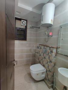 Bathroom Image of 1800 Sq.ft 3 BHK Builder Floor for rent in Tagore Garden Extension New Delhi for Rs. 76000