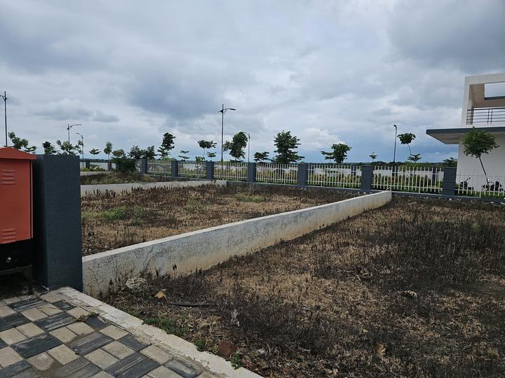 Uruli Kanchan Main Image 1