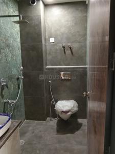Bathroom Image of 1400 Sq.ft 3 BHK Apartment / Flat for rent in Vasant Kunj New Delhi for Rs. 55000