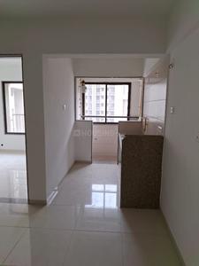 Kitchen Image of 1200 Sq.ft 2.5 BHK Apartment / Flat for rent in Dutt Avalon, Tragad Ahmedabad for Rs. 17000