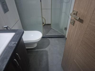 Silver Stone Bathroom Two 3