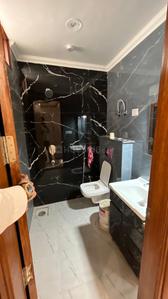 Bathroom Image of 1440 Sq.ft 3 BHK Builder Floor for rent in BPTP District 5, Sector 84 Faridabad for Rs. 25000