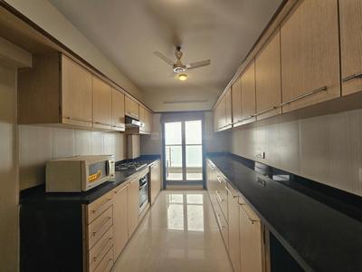 Kitchen Image of 2000 Sq.ft 3 BHK Apartment / Flat for sale in Khar West Mumbai for Rs. 105000000