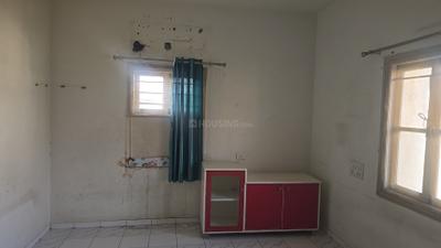 Bedroom Image of 1800 Sq.ft 3 BHK Apartment / Flat for rent in Paldi Ahmedabad for Rs. 40000