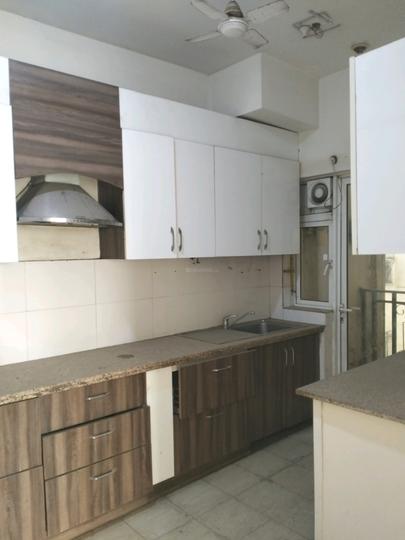 DLF Capital Greens Main Image 1