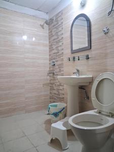 Bedroom One Image of 1474 Sq.ft 3.5 BHK Apartment / Flat for sale in Amrapali Zodiac, Sector 120 Noida for Rs. 14800000