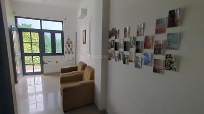 Living Room Image of 600 Sq.ft 1 BHK Builder Floor for rent in Sector 47 Gurgaon for Rs. 26000