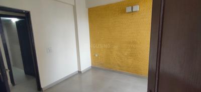 Bedroom Image of 1000 Sq.ft 2.5 BHK Apartment / Flat for sale in Amrapali Zodiac, Sector 120 Noida for Rs. 9000000